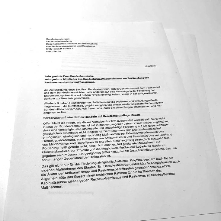 Offener Brief zum Demokratiefördergesetz: CLAIM ist Erstunterzeichnerin